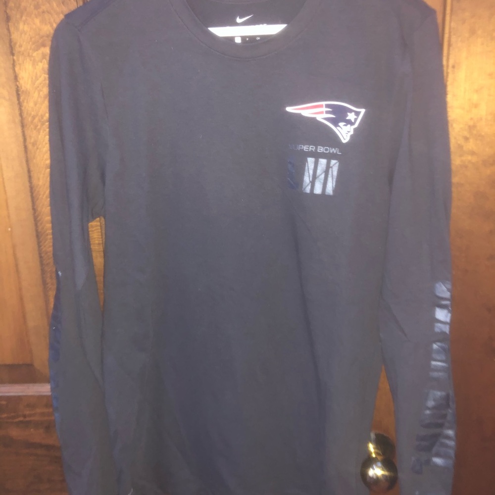 Nike patriots Super Bowl 53 champion tee. GREY S
